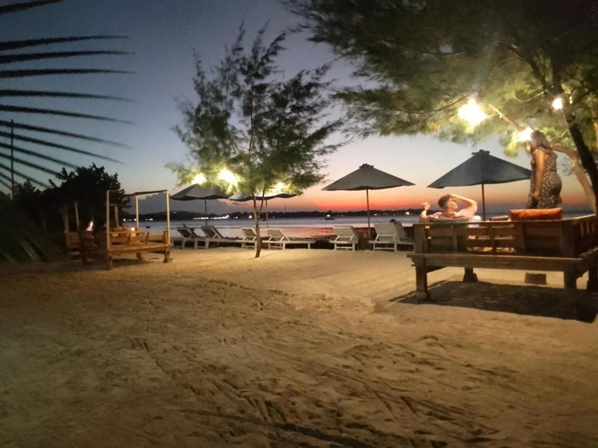 Talent Sunset Villa Gili Air Exterior photo