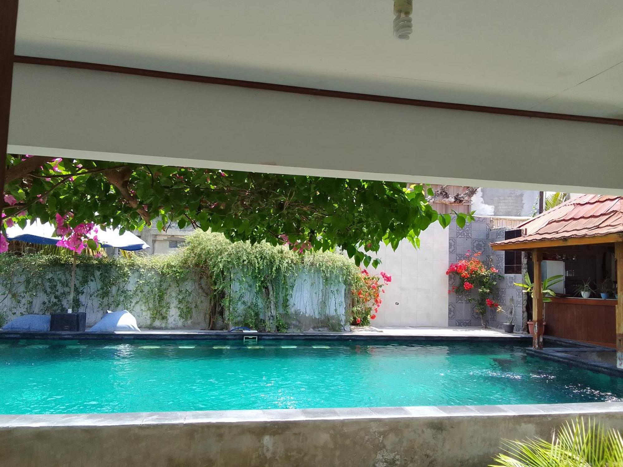 Talent Sunset Villa Gili Air Exterior photo
