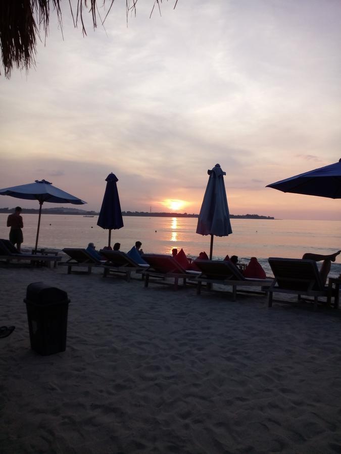 Talent Sunset Villa Gili Air Exterior photo