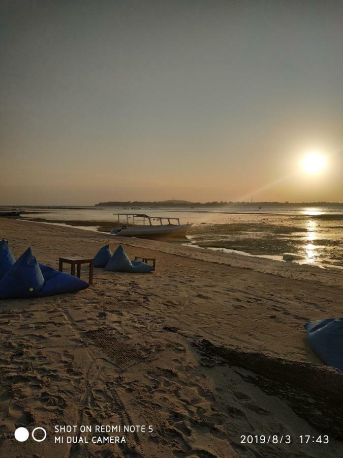 Talent Sunset Villa Gili Air Exterior photo